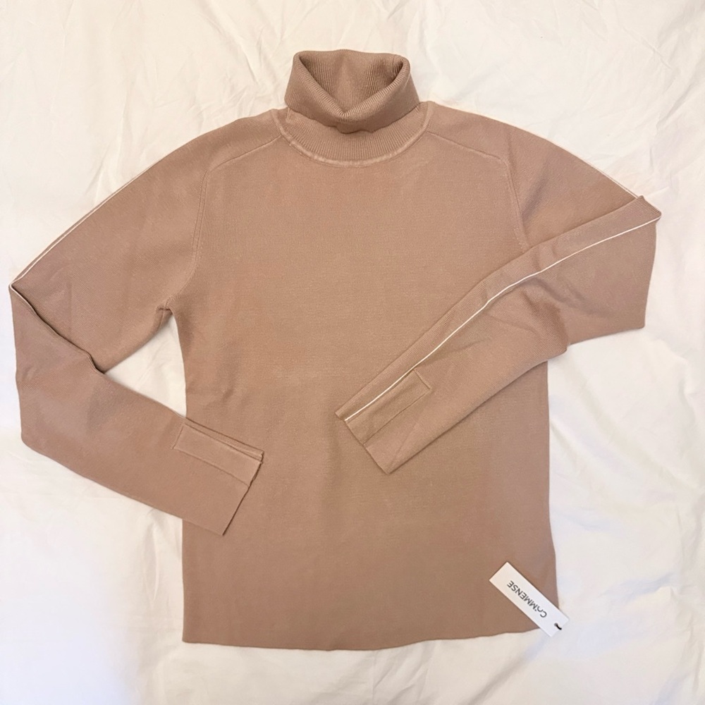 Commense Camel Knit Turtleneck Long-Sleeve with White Piping, size Large - Picture 3 of 5